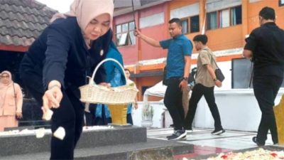 Ketua DPRD Kabupaten Bandung Ingatkan Pentingnya Ziarah ke Makam Bupati Terdahulu