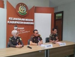 Kejari Kab Bandung Tetapkan 3 Tersangka Dugaan Kasus Korupsi di KBB