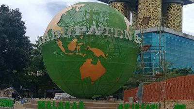 “DIPLOMASI SEMEN 2 MILIAR” MONUMEN KOPI SOREANG